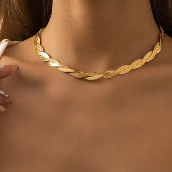 Jewelry - NEW 18K GOLD TWISTED SNAKE CHAIN NECKLACE